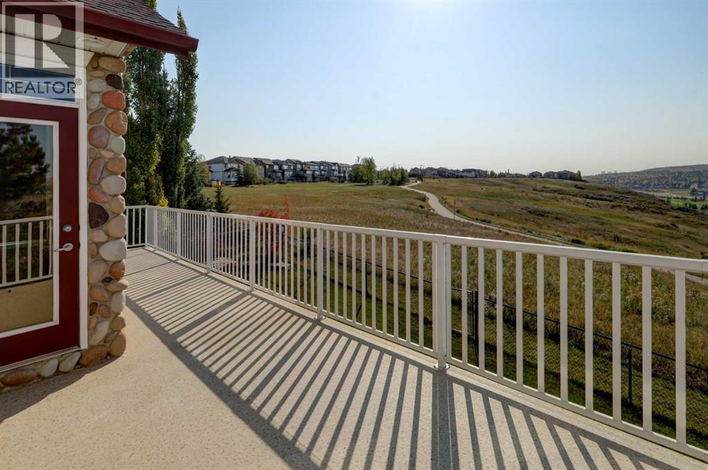 99 Hidden Creek Point Nw, Calgary, Alberta  T3A 6J7 - Photo 19 - A2257857