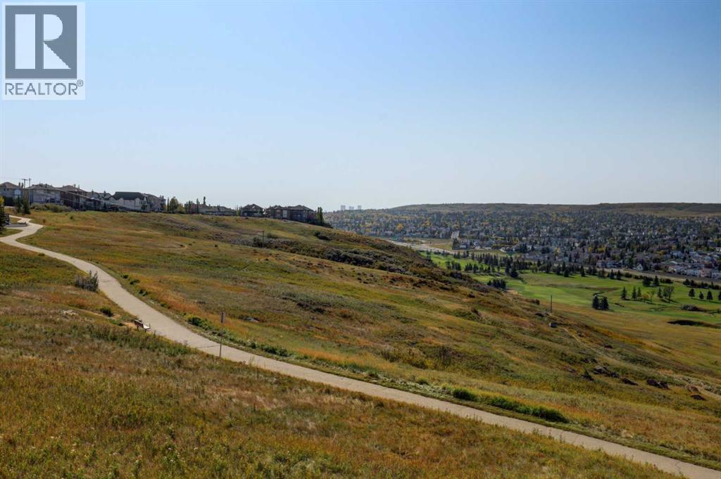 99 Hidden Creek Point Nw, Calgary, Alberta  T3A 6J7 - Photo 30 - A2257857