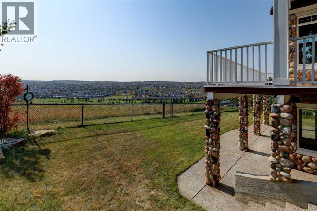 99 Hidden Creek Point Nw, Calgary, Alberta  T3A 6J7 - Photo 48 - A2257857