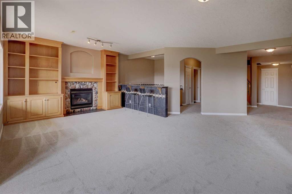 99 Hidden Creek Point Nw, Calgary, Alberta  T3A 6J7 - Photo 39 - A2257857