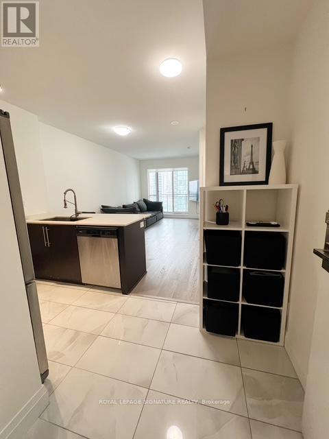 1104 - 4011 Brickstone Mews, Mississauga, Ontario  L5B 0J7 - Photo 7 - W12406926