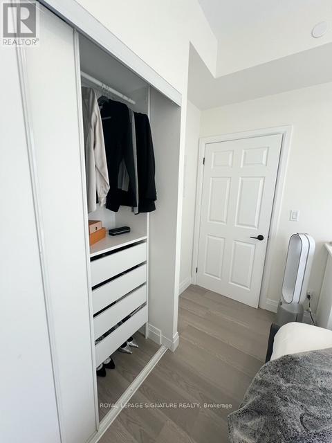 1104 - 4011 Brickstone Mews, Mississauga, Ontario  L5B 0J7 - Photo 5 - W12406926