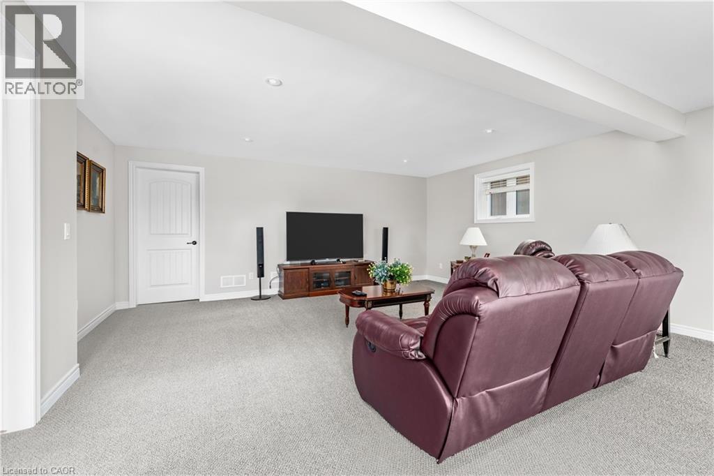 35 Secord Street, Thorold, Ontario  L2V 0E6 - Photo 6 - 40767815