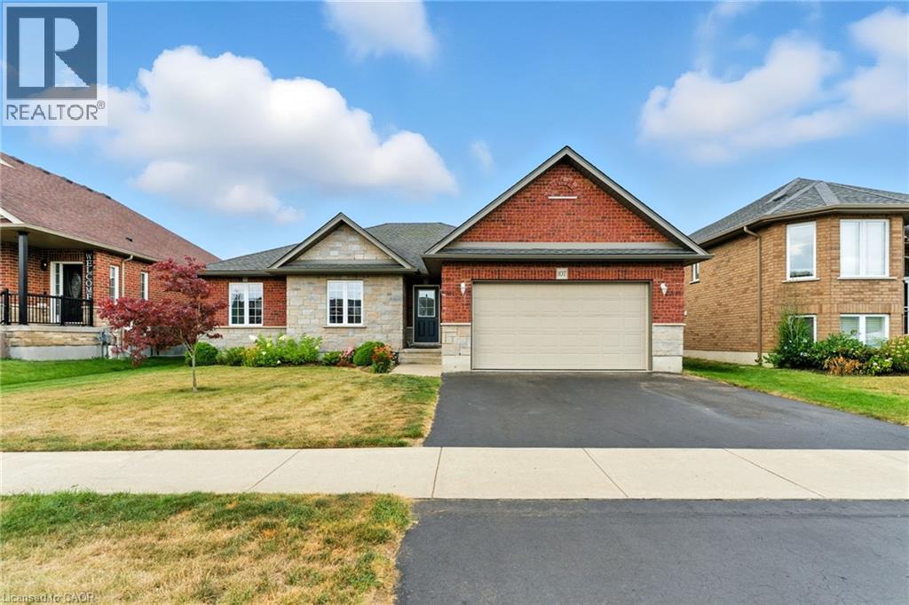 107 APPLEWOOD Street, Plattsville, Ontario