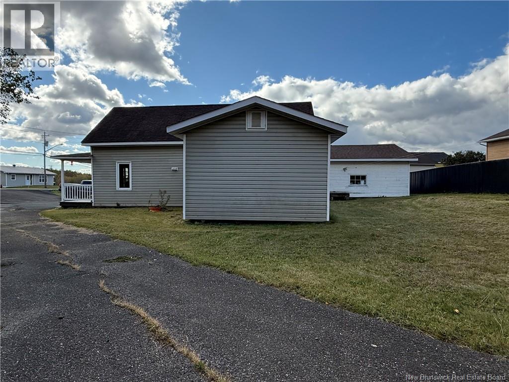 86 Saint Andre Road, Grand-Sault/grand Falls, New Brunswick  E3Y 3P7 - Photo 39 - NB127658