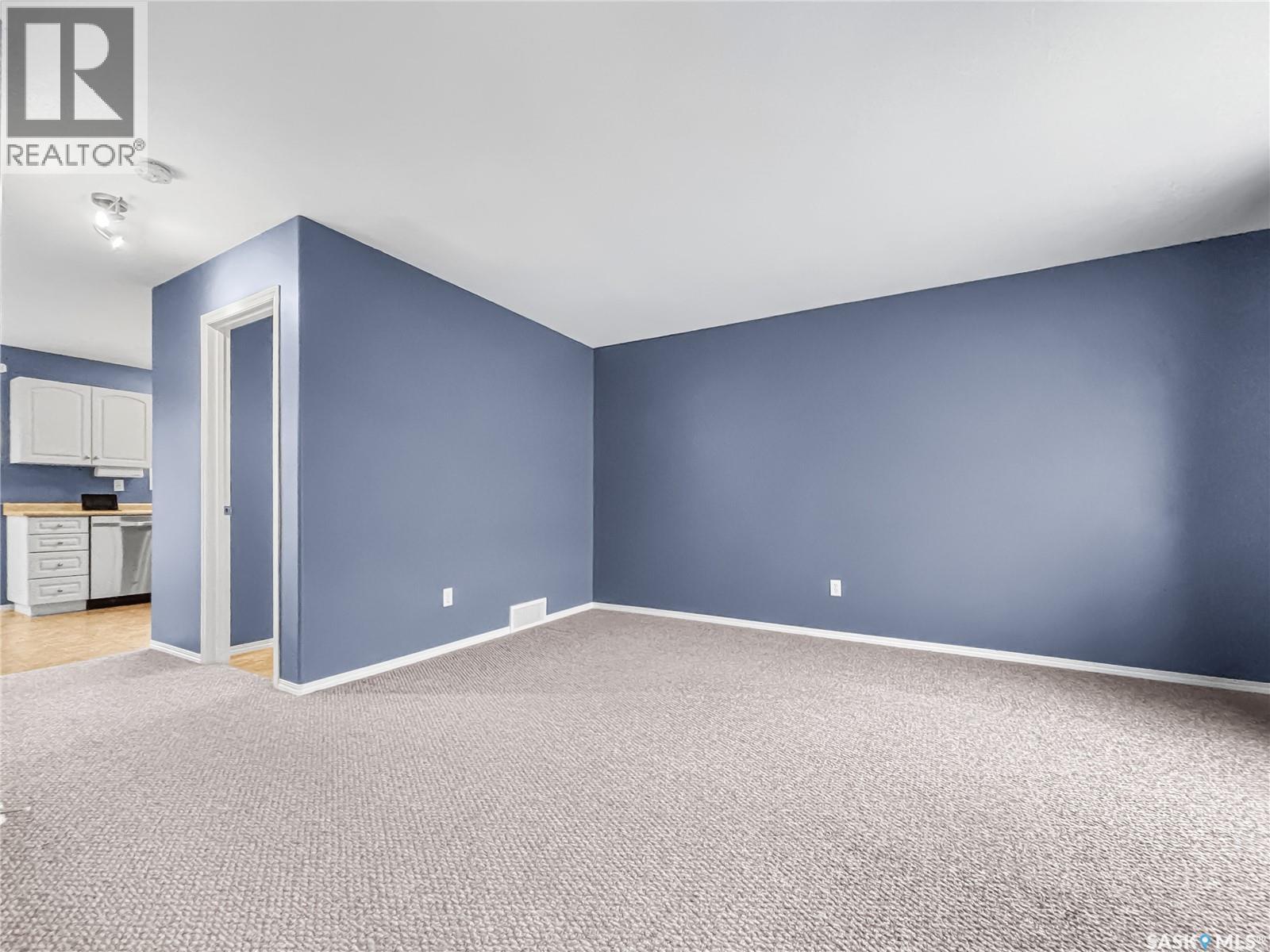 70 135 Pawlychenko Lane, Saskatoon, Saskatchewan  S7V 1J8 - Photo 4 - SK020160