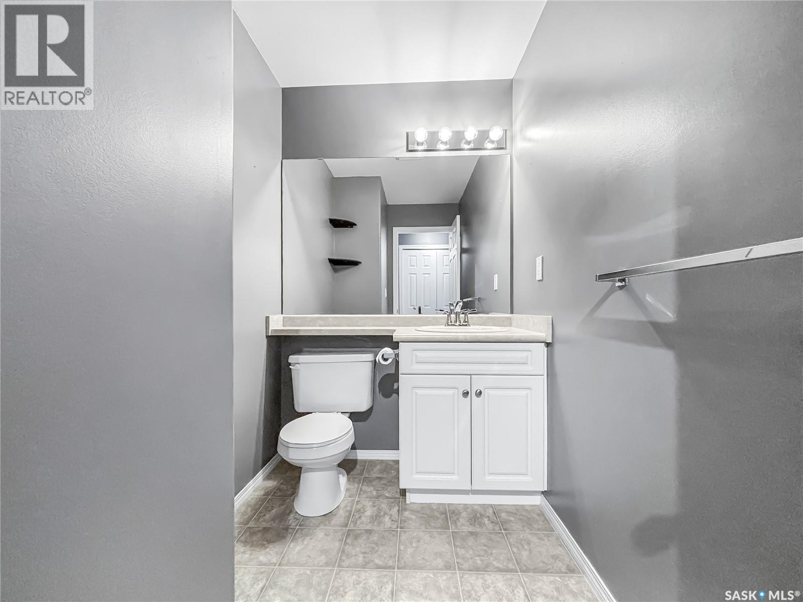 70 135 Pawlychenko Lane, Saskatoon, Saskatchewan  S7V 1J8 - Photo 6 - SK020160