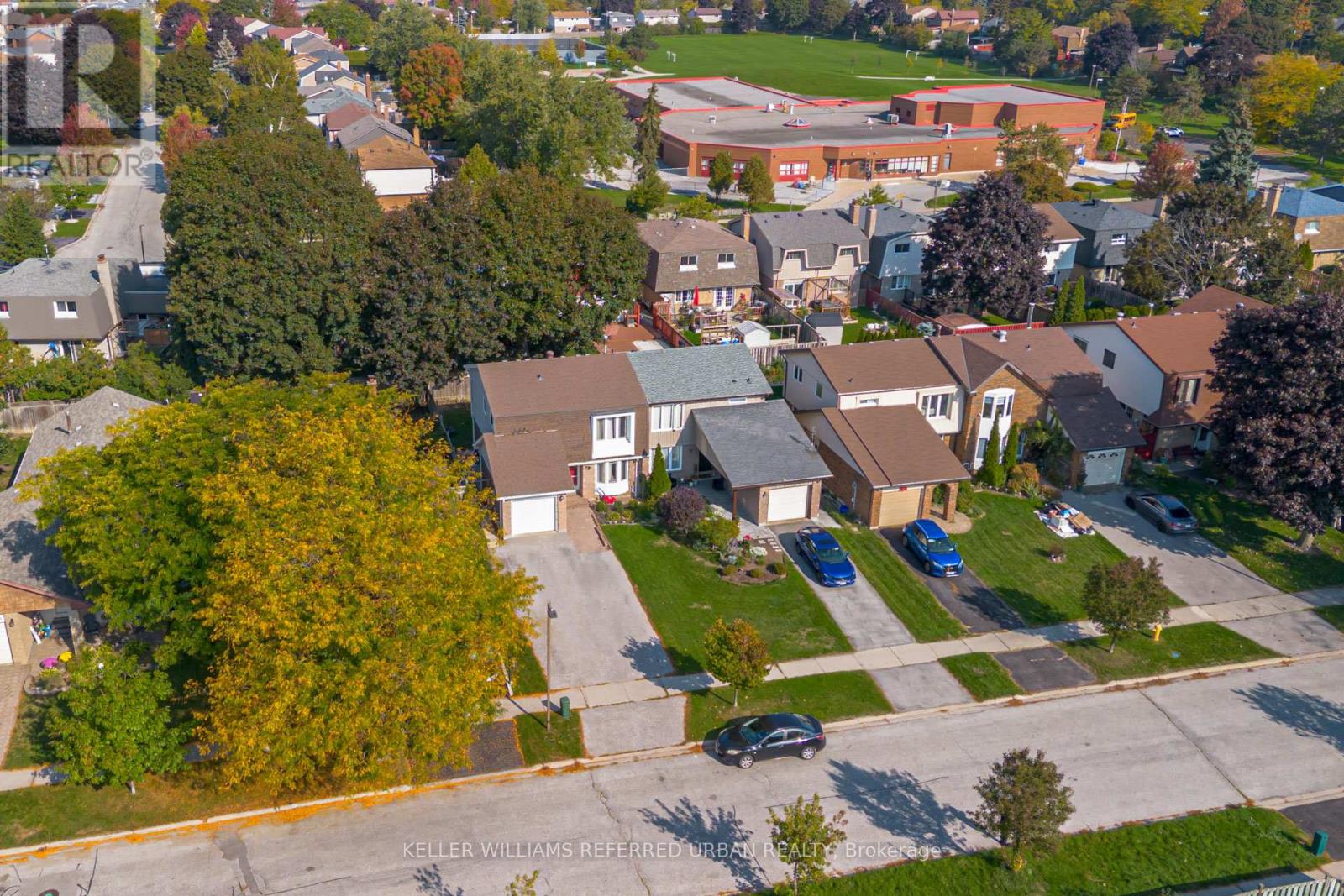 718 Edgewood Road S, Pickering, Ontario  L1V 2Z6 - Photo 6 - E12354529