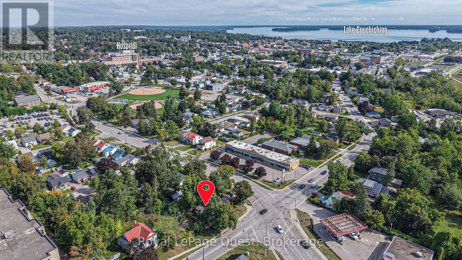 167 Memorial Avenue, Orillia, Ontario  L3V 5X5 - Photo 2 - S12446355