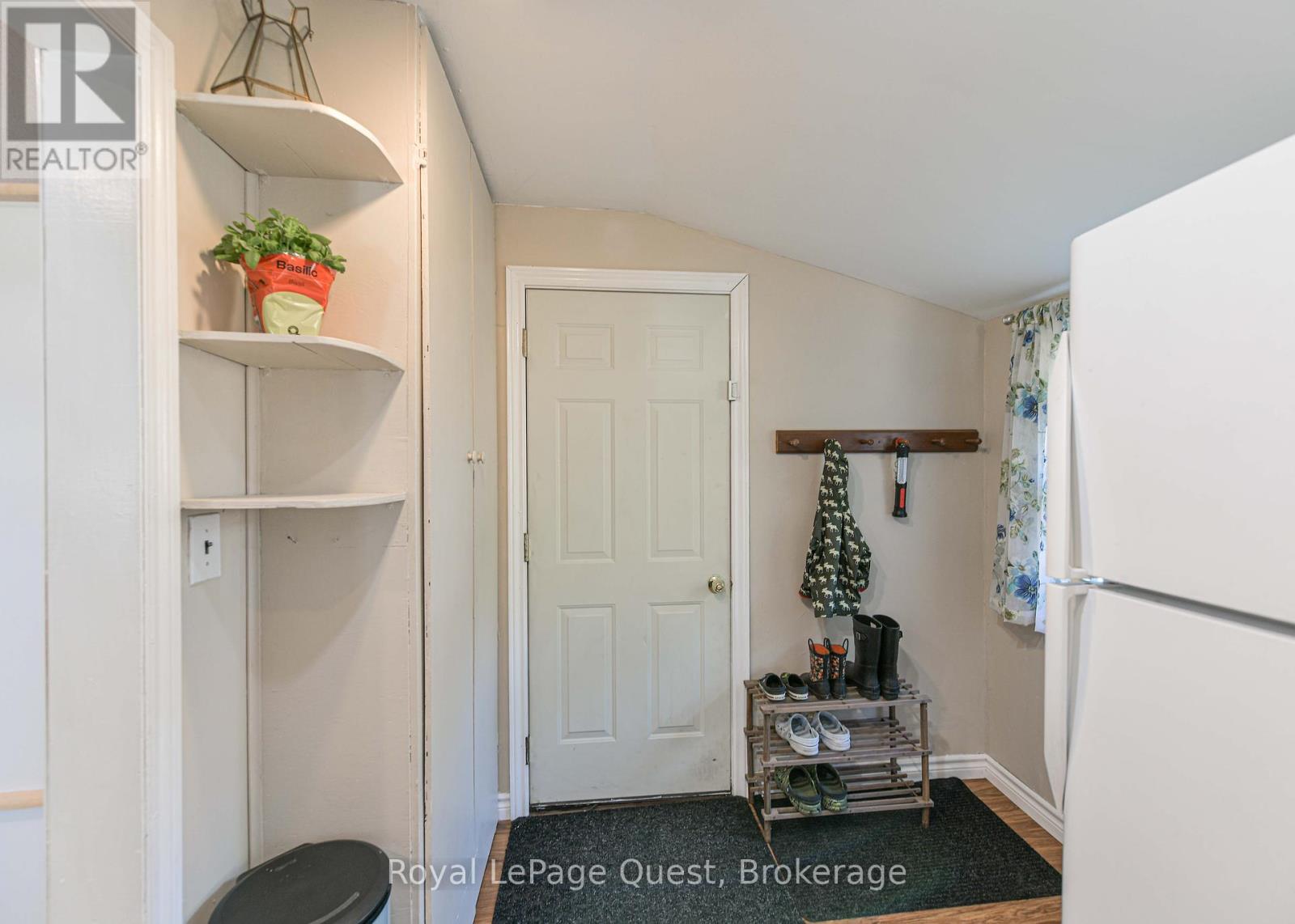 167 Memorial Avenue, Orillia, Ontario  L3V 5X5 - Photo 23 - S12446355
