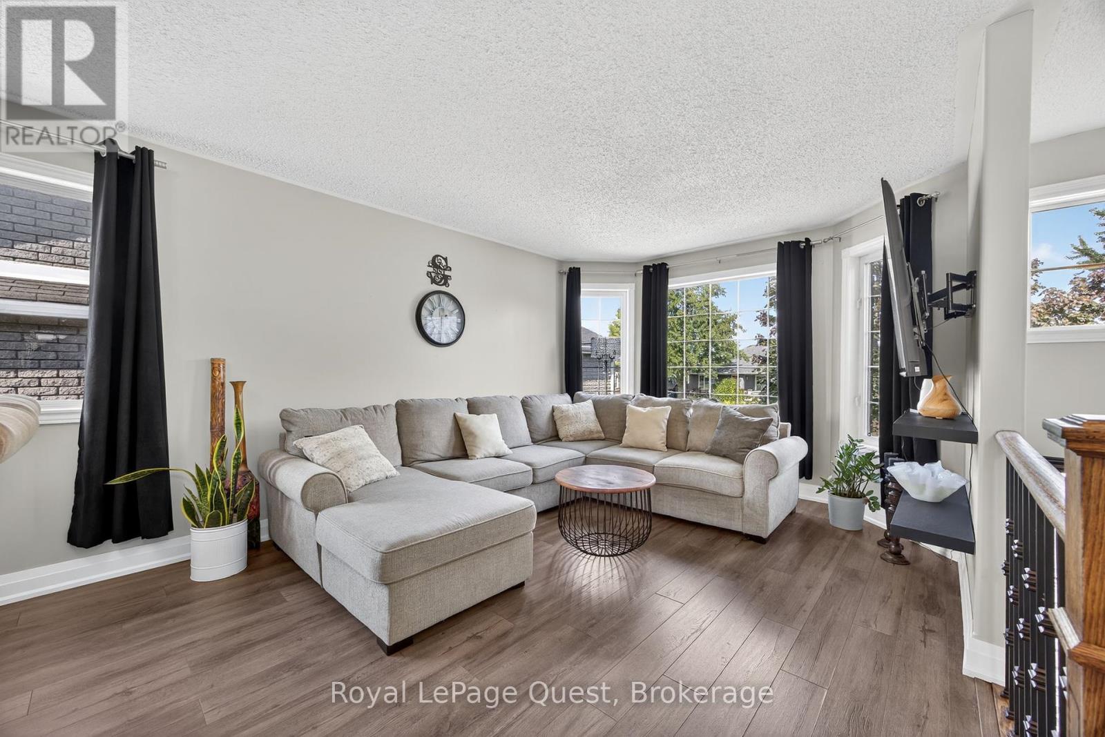 13 Graham Street, Springwater, Ontario  L0L 1P0 - Photo 11 - S12446375