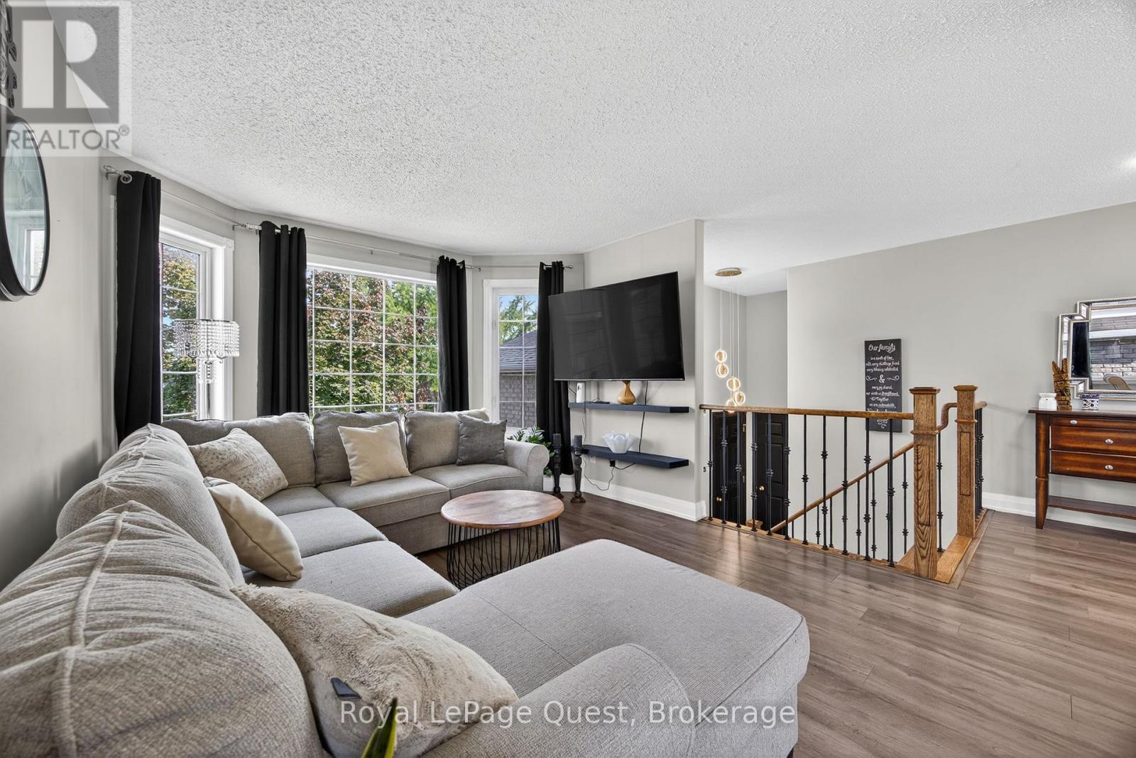 13 Graham Street, Springwater, Ontario  L0L 1P0 - Photo 12 - S12446375