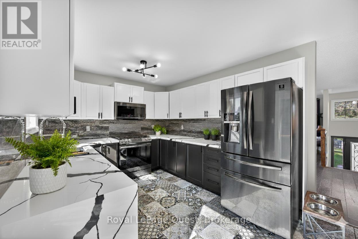 13 Graham Street, Springwater, Ontario  L0L 1P0 - Photo 14 - S12446375