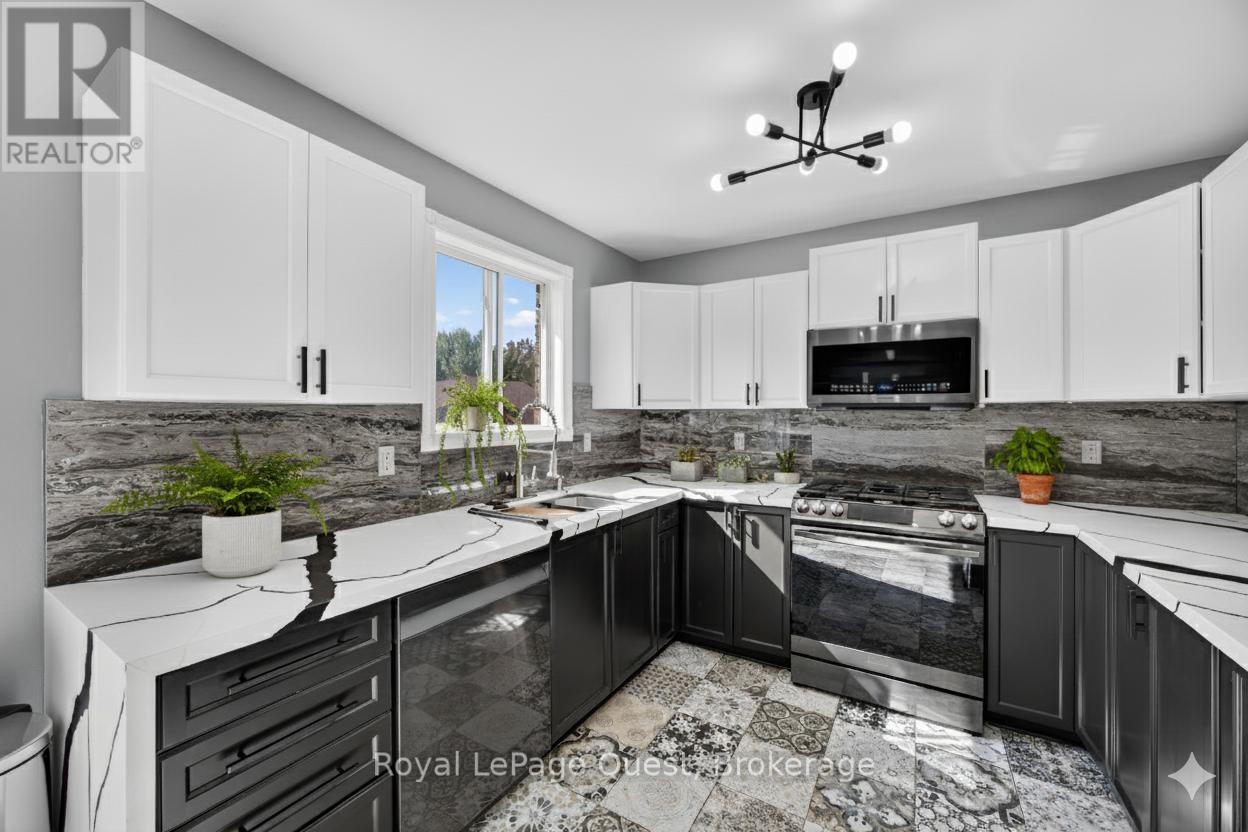 13 Graham Street, Springwater, Ontario  L0L 1P0 - Photo 16 - S12446375
