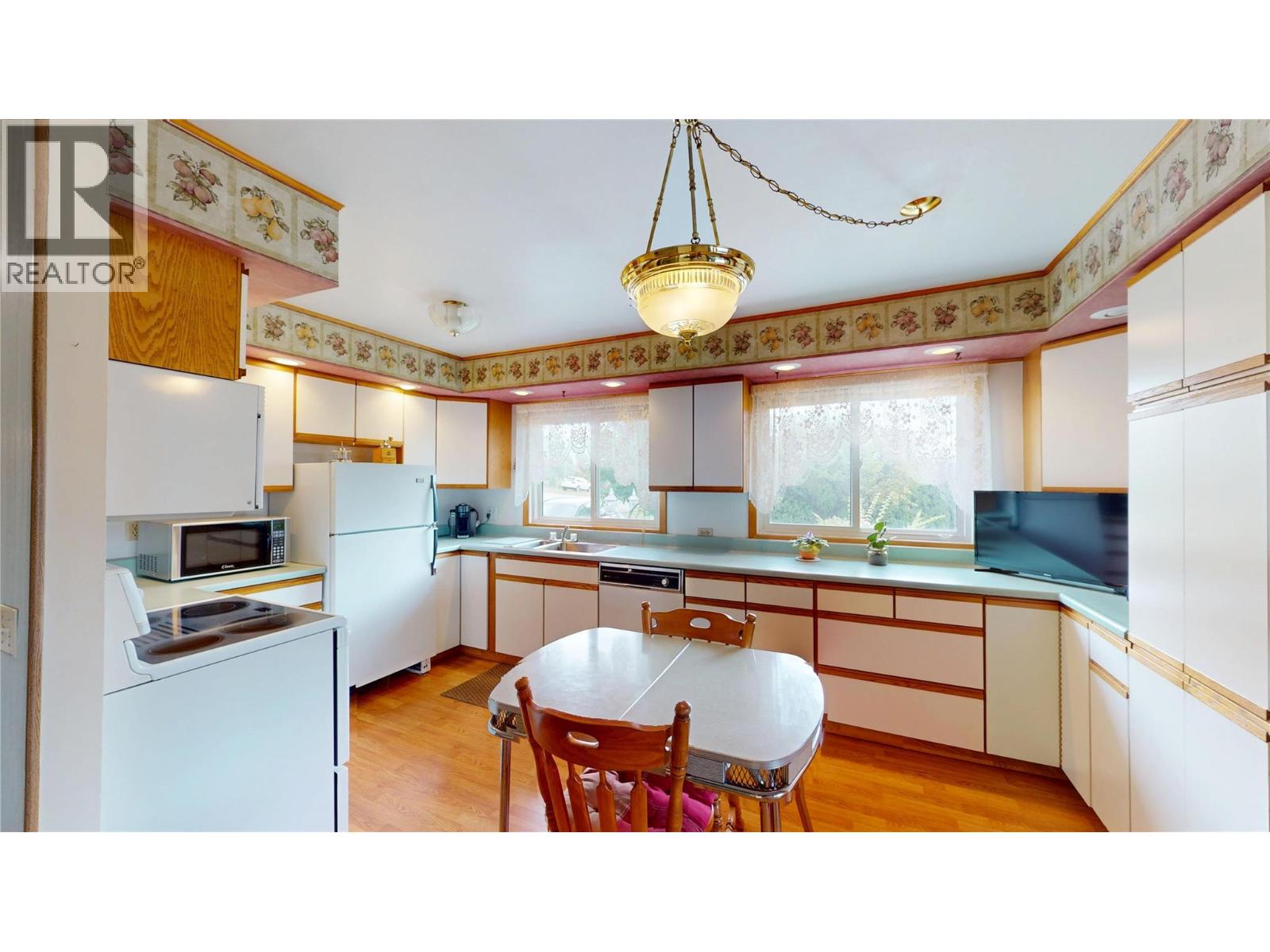 2400 Erickson Street, Creston, British Columbia  V0B 1G5 - Photo 19 - 10364156