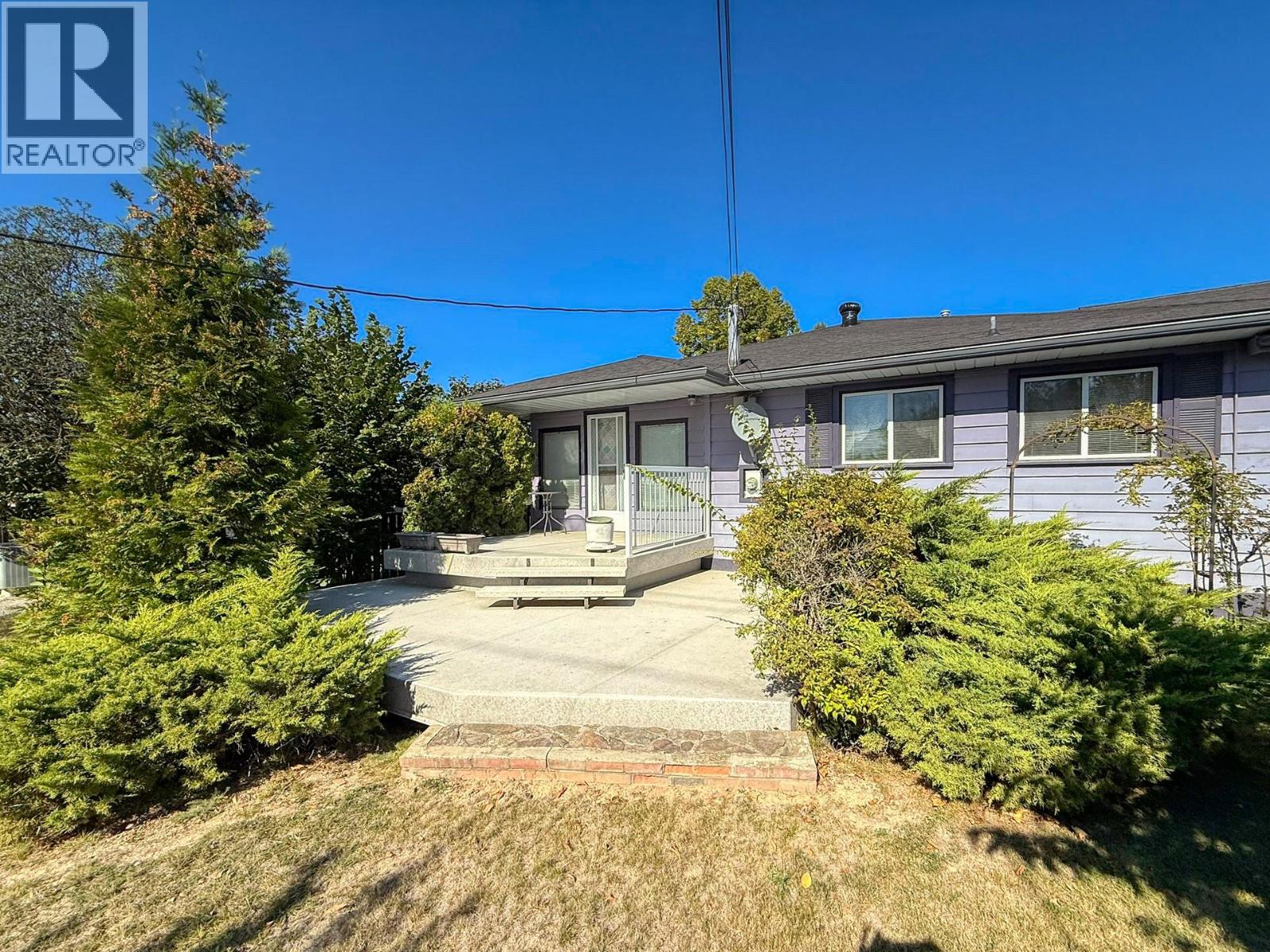 2400 Erickson Street, Creston, British Columbia  V0B 1G5 - Photo 2 - 10364156