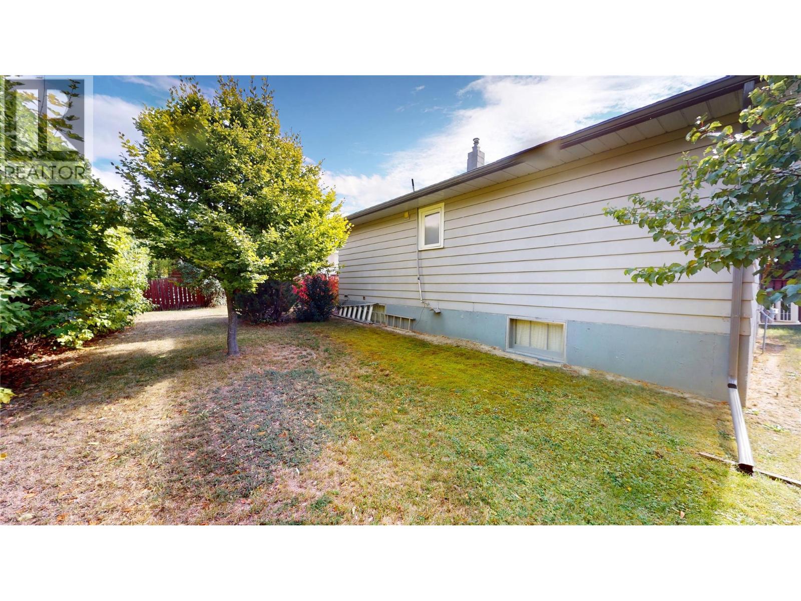 2400 Erickson Street, Creston, British Columbia  V0B 1G5 - Photo 48 - 10364156