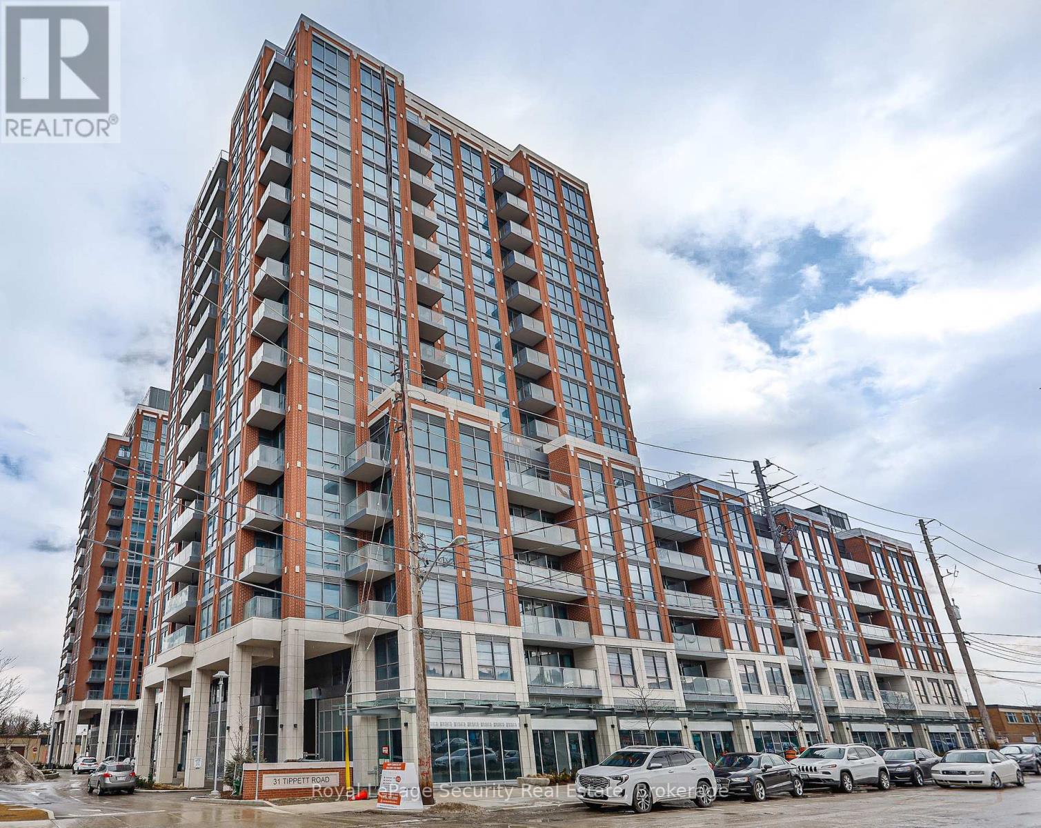 645 - 31 TIPPETT ROAD, Toronto, Ontario
