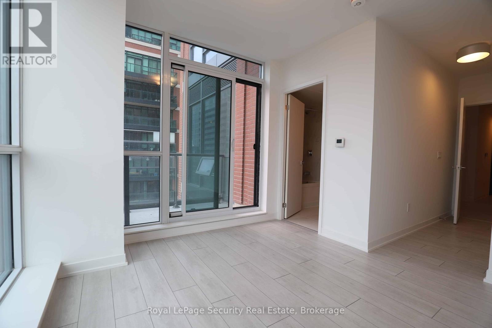 645 - 31 Tippett Road, Toronto, Ontario  M6H 0C8 - Photo 6 - C12446243