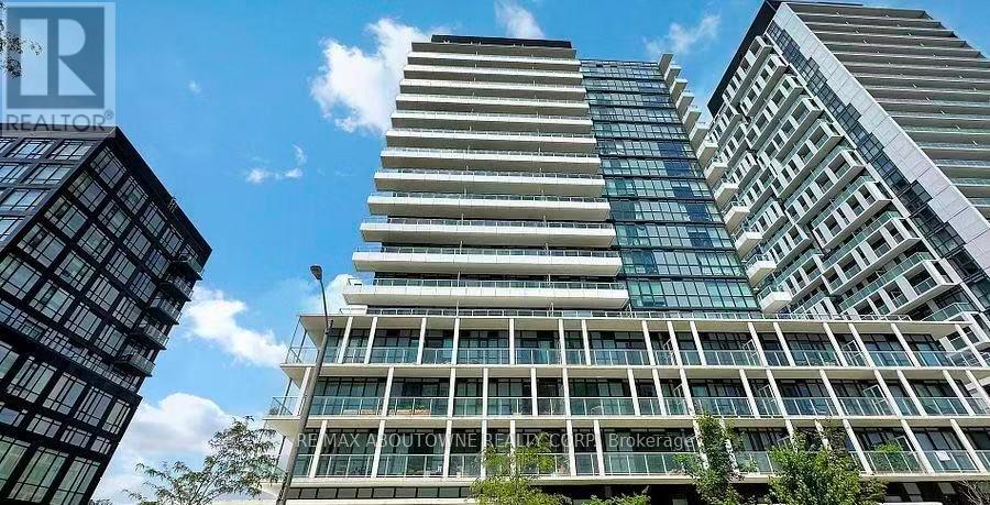 902 - 180 FAIRVIEW MALL DRIVE, Toronto, Ontario