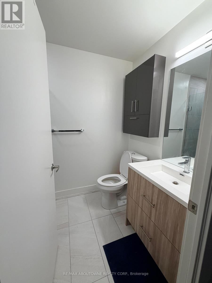 902 - 180 Fairview Mall Drive, Toronto, Ontario  M2J 5A7 - Photo 11 - C12446277