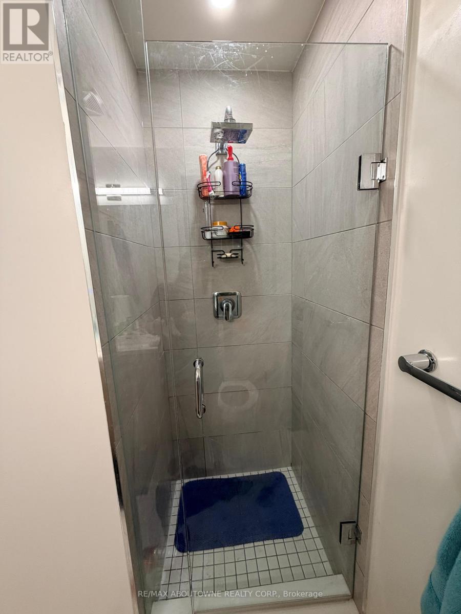 902 - 180 Fairview Mall Drive, Toronto, Ontario  M2J 5A7 - Photo 12 - C12446277