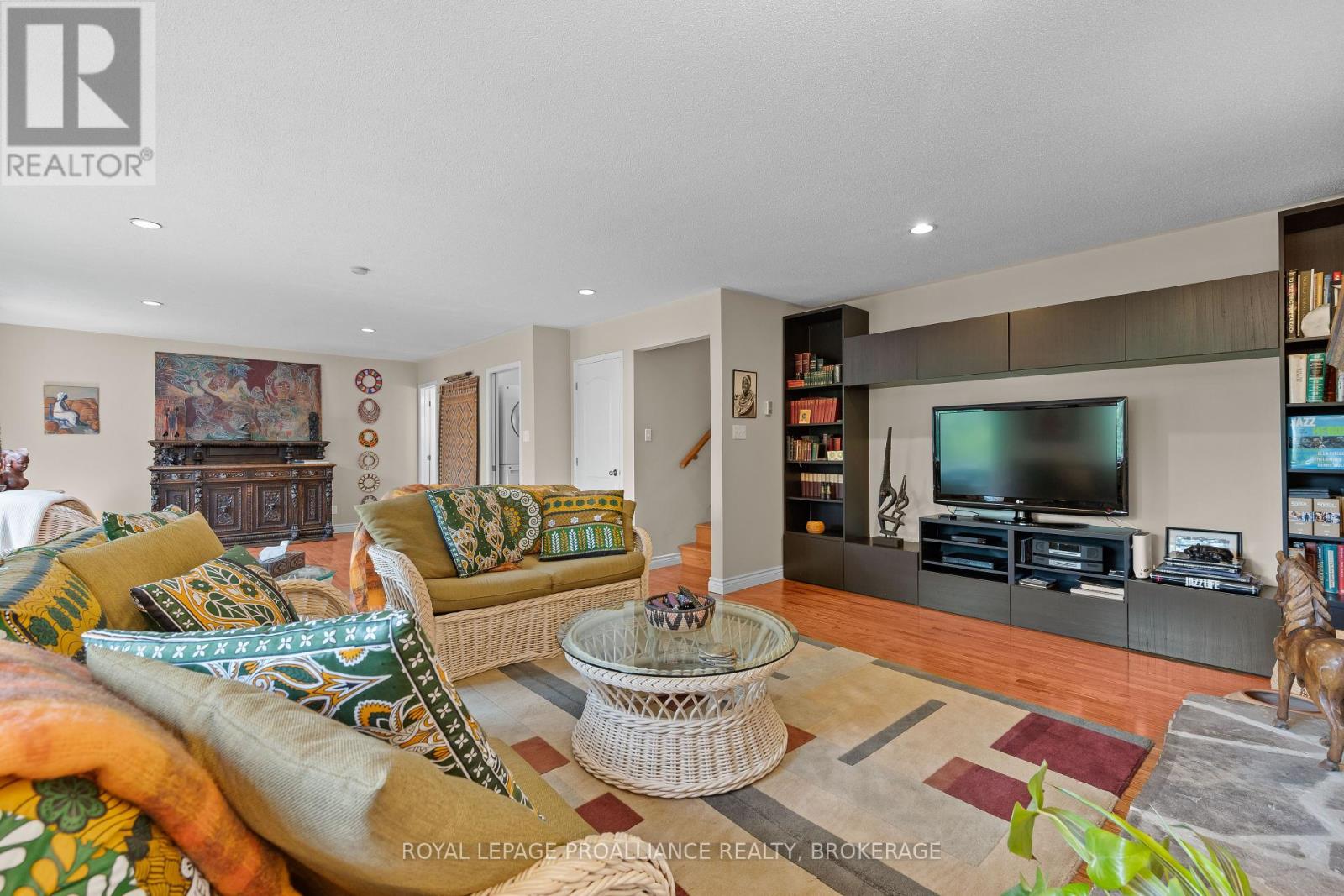 605 Arthur Street, Gananoque, Ontario  K7G 3C5 - Photo 31 - X12446392