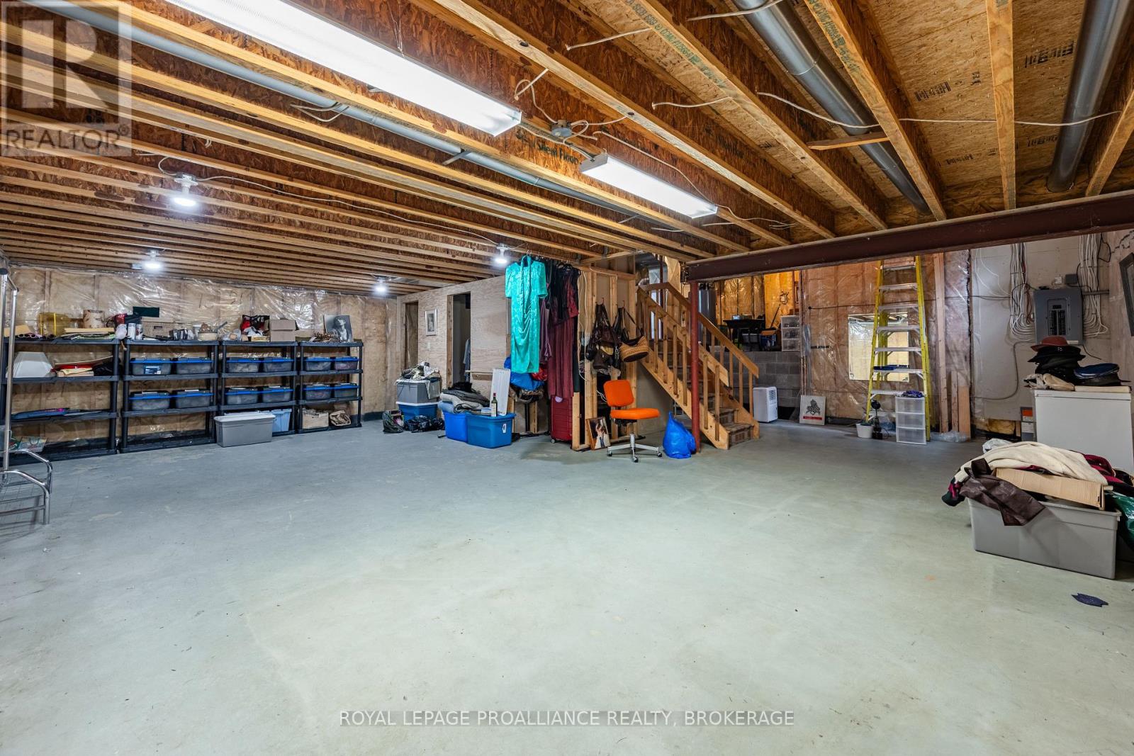 605 Arthur Street, Gananoque, Ontario  K7G 3C5 - Photo 43 - X12446392