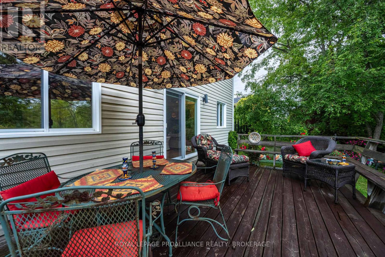 605 Arthur Street, Gananoque, Ontario  K7G 3C5 - Photo 9 - X12446392