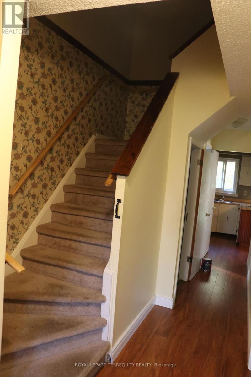 34 Ivanic Court, Whitby, Ontario  L1N 6E3 - Photo 17 - E12446287