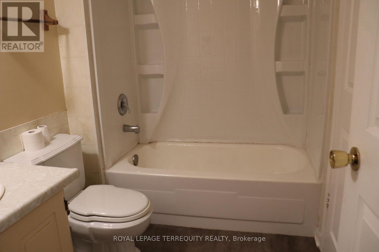 34 Ivanic Court, Whitby, Ontario  L1N 6E3 - Photo 24 - E12446287