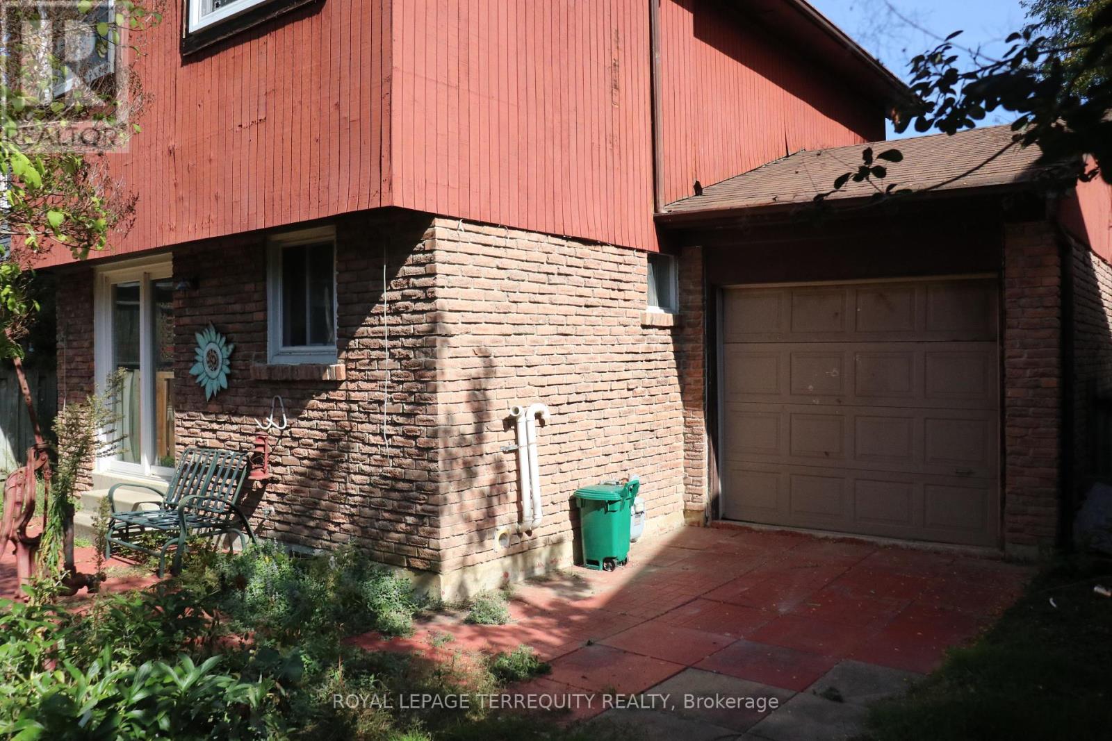 34 Ivanic Court, Whitby, Ontario  L1N 6E3 - Photo 34 - E12446287