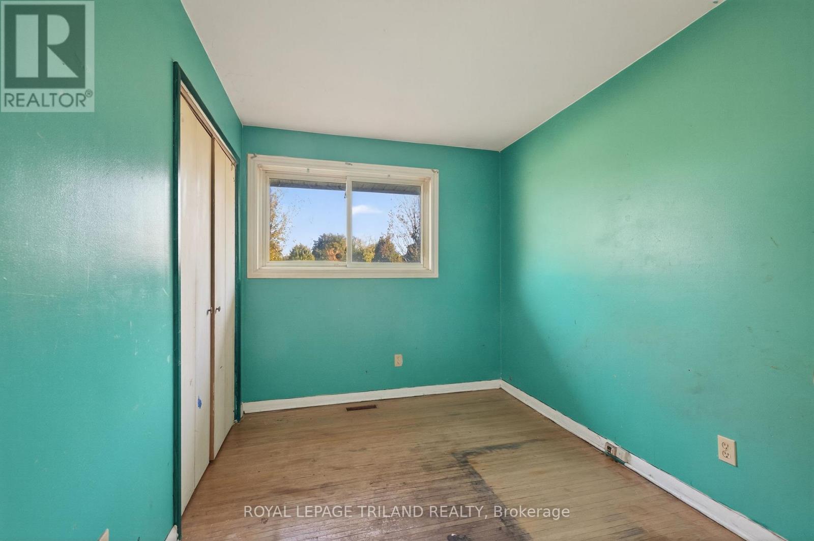 170 Pawnee Road, London East, Ontario  N5V 2S8 - Photo 10 - X12446310