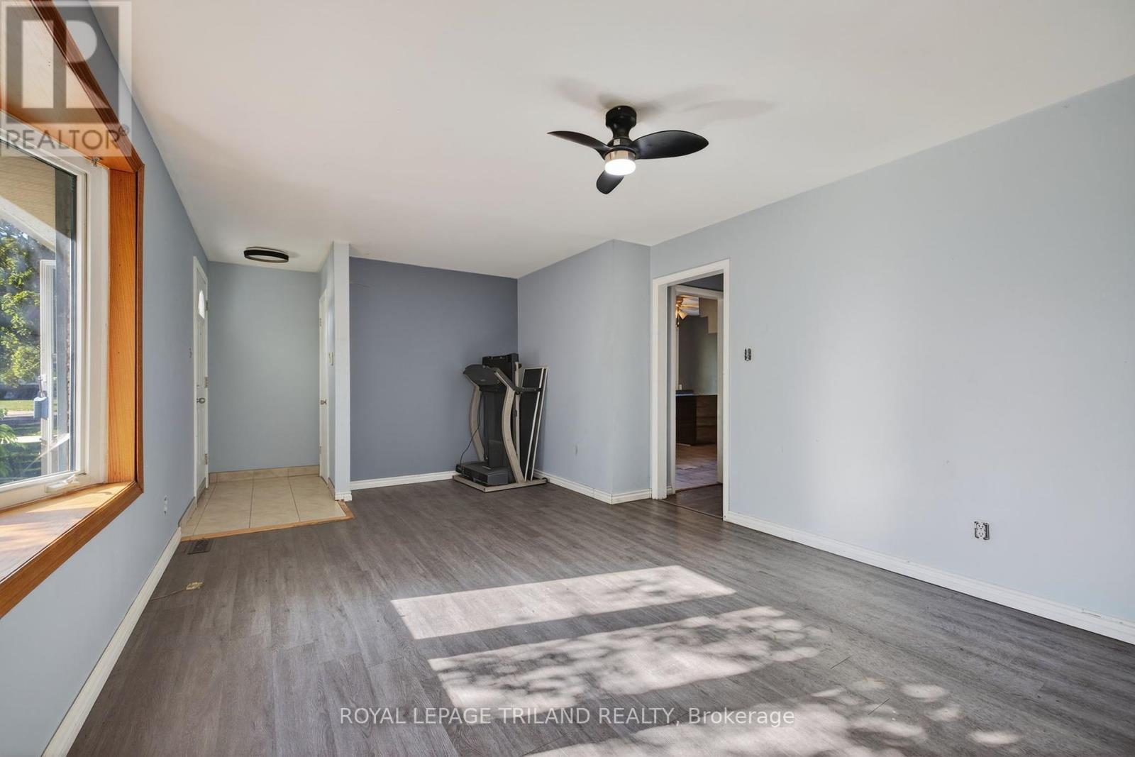 170 Pawnee Road, London East, Ontario  N5V 2S8 - Photo 6 - X12446310