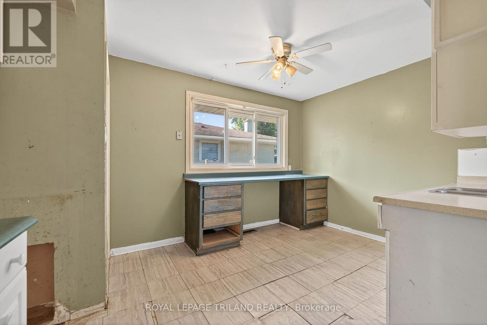 170 Pawnee Road, London East, Ontario  N5V 2S8 - Photo 7 - X12446310