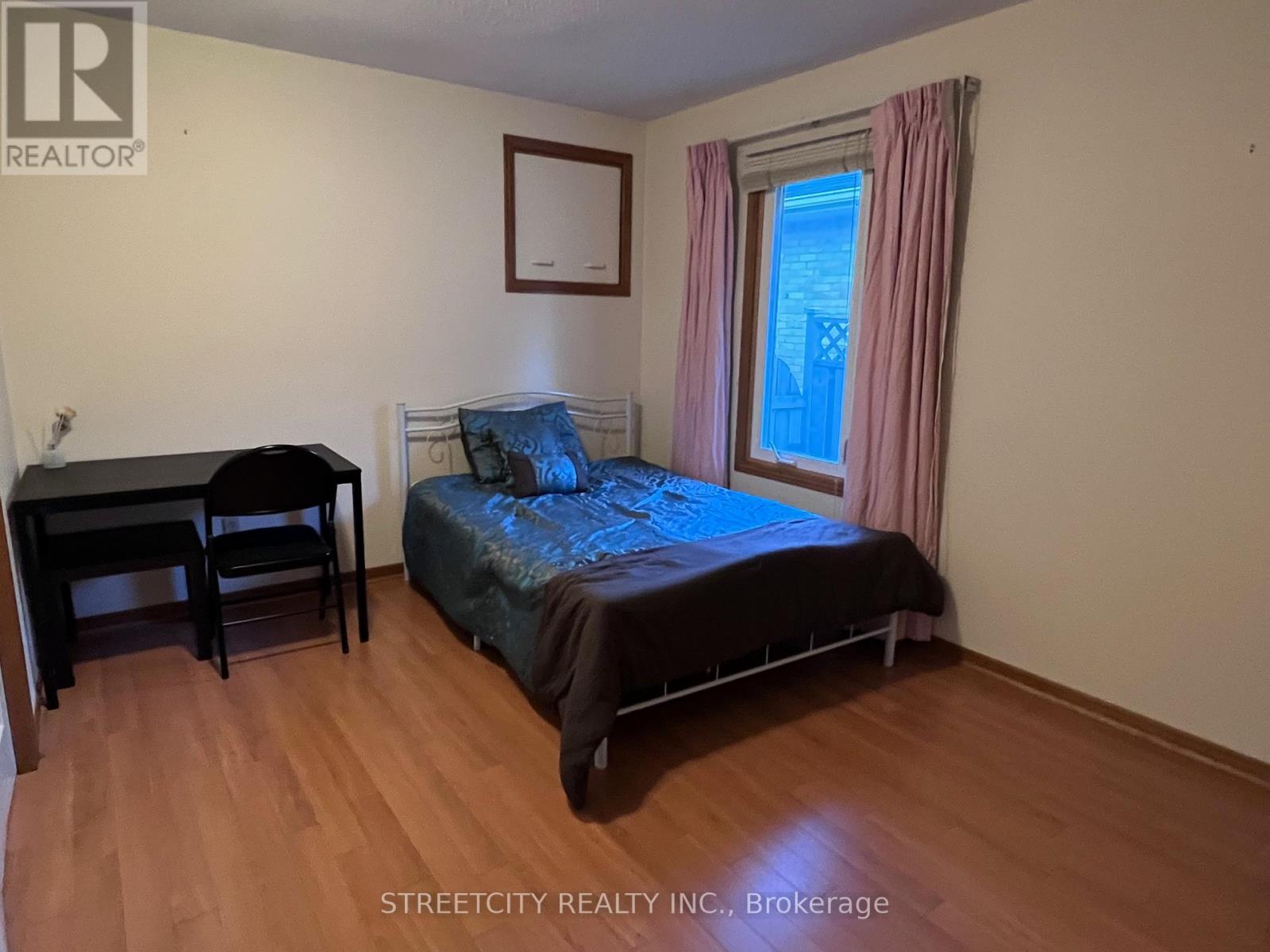 37 Jennifer Road, London North, Ontario  N5X 3L5 - Photo 16 - X12446333