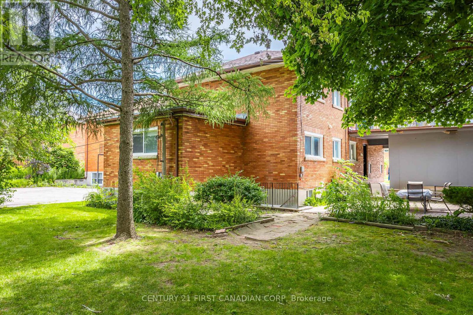 664 Cheapside Street, London East (East C), Ontario  N5Y 3Y2 - Photo 14 - X12446430