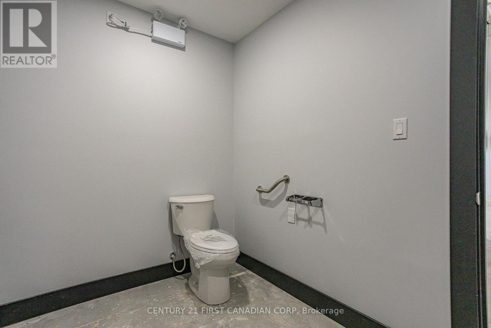 2 - 869 Wright Street, Strathroy-Caradoc, Ontario  N7G 4H7 - Photo 18 - X12446437