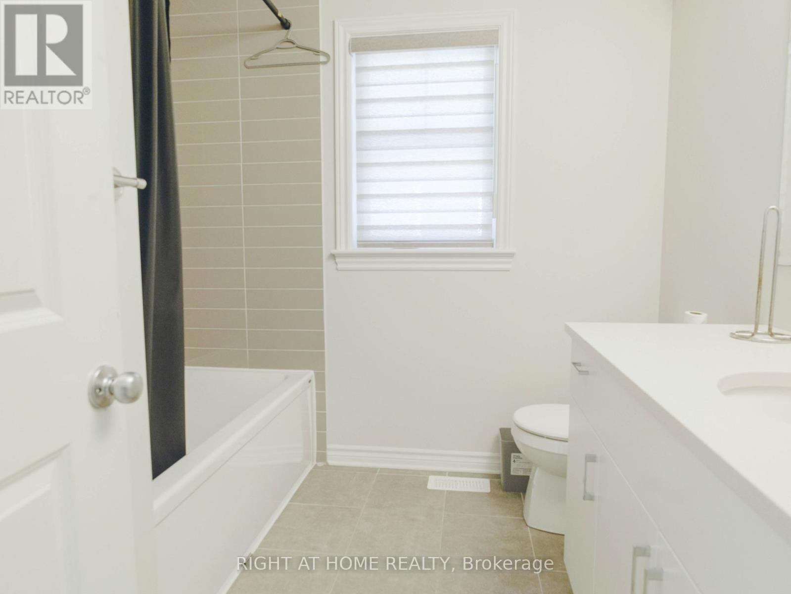 531 Sonmarg Crescent, Ottawa, Ontario  K2J 7A5 - Photo 28 - X12446370