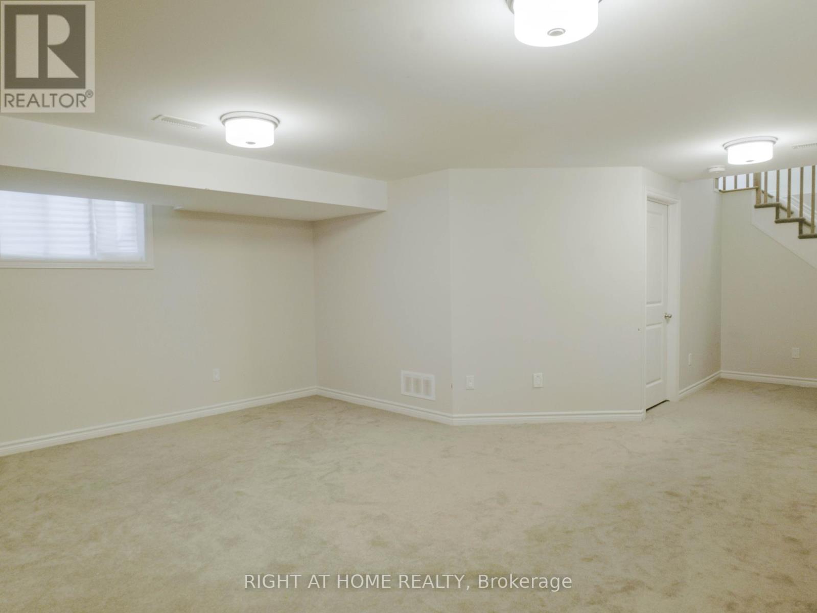 531 Sonmarg Crescent, Ottawa, Ontario  K2J 7A5 - Photo 31 - X12446370