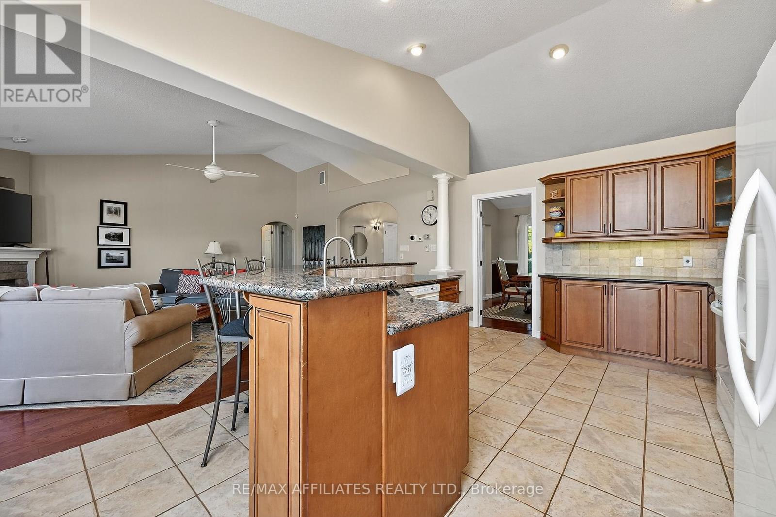 8 Horace Drive, Rideau Lakes, Ontario  K0V 1X0 - Photo 18 - X12446436
