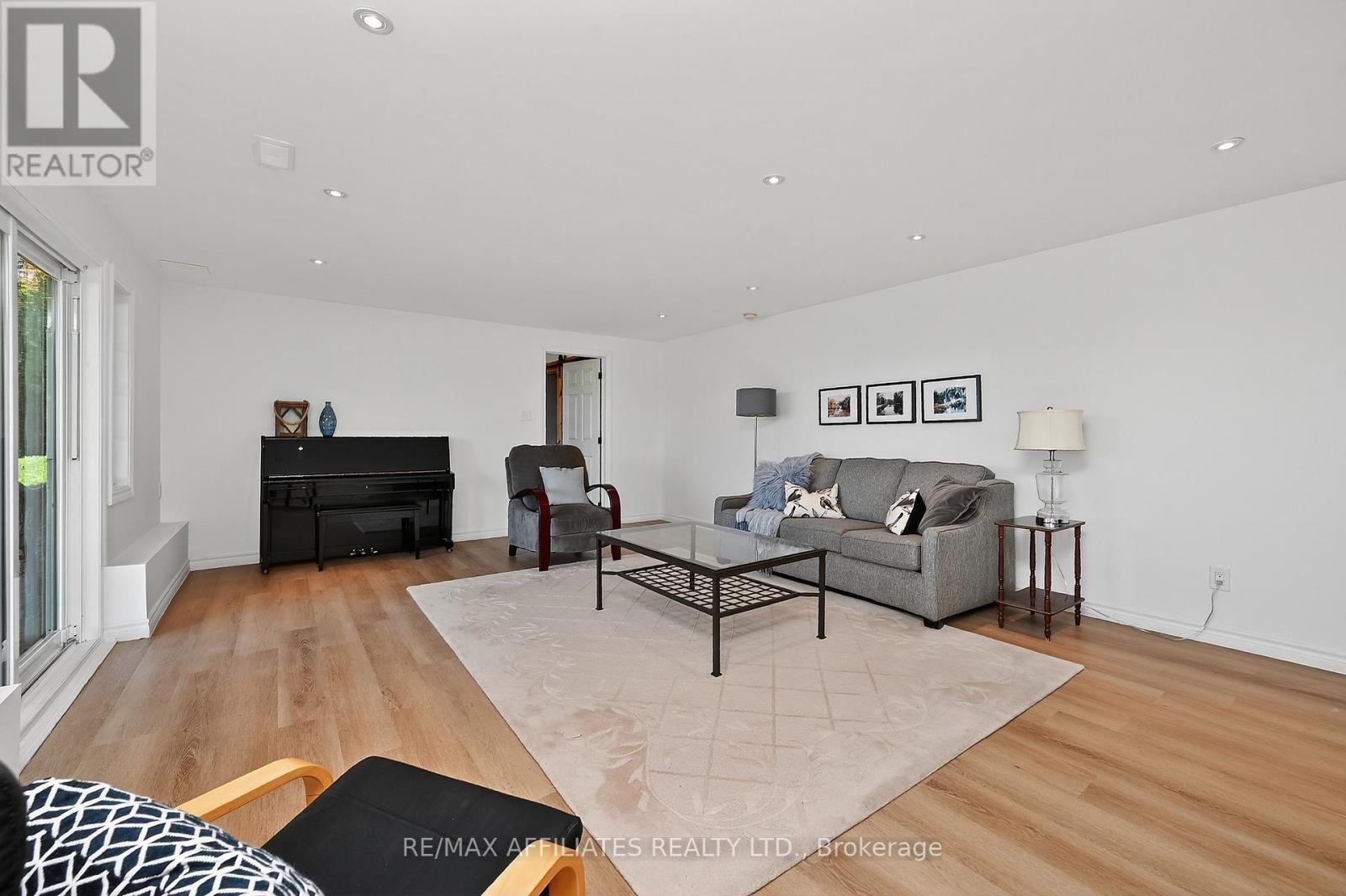 8 Horace Drive, Rideau Lakes, Ontario  K0V 1X0 - Photo 34 - X12446436