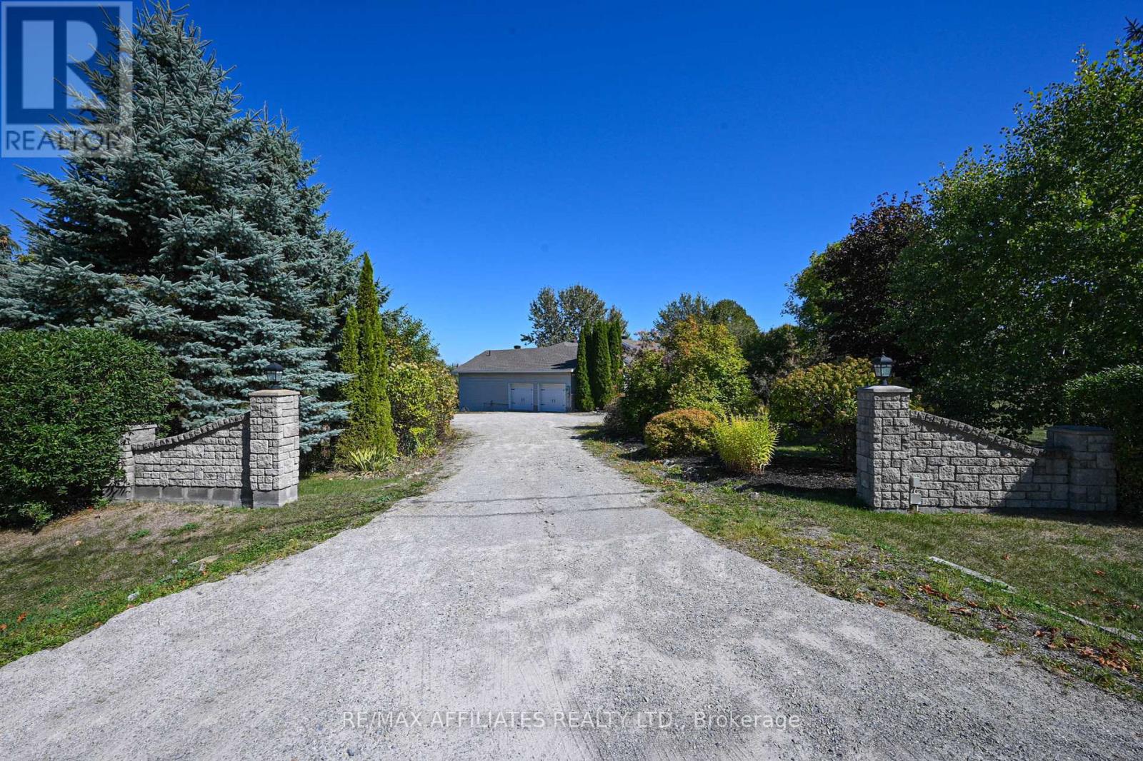 8 Horace Drive, Rideau Lakes, Ontario  K0V 1X0 - Photo 6 - X12446436