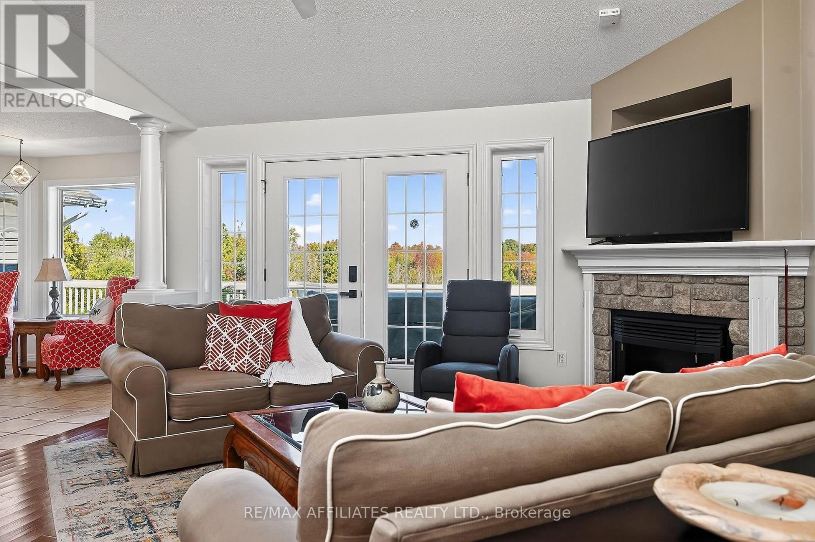 8 Horace Drive, Rideau Lakes, Ontario  K0V 1X0 - Photo 9 - X12446436