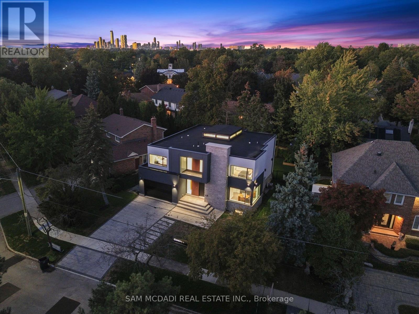 2075 Shawanaga Trail, Mississauga, Ontario  L5H 3Z3 - Photo 50 - W12445409