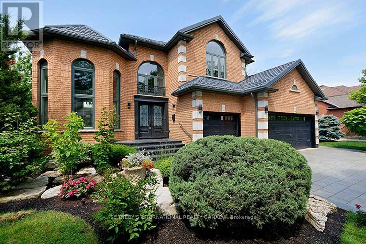 2 KIMBER CRESCENT, Vaughan, Ontario