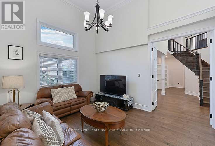 2 Kimber Crescent, Vaughan, Ontario  L4L 9A7 - Photo 12 - N12446245