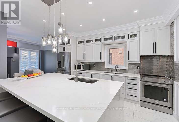 2 Kimber Crescent, Vaughan, Ontario  L4L 9A7 - Photo 17 - N12446245