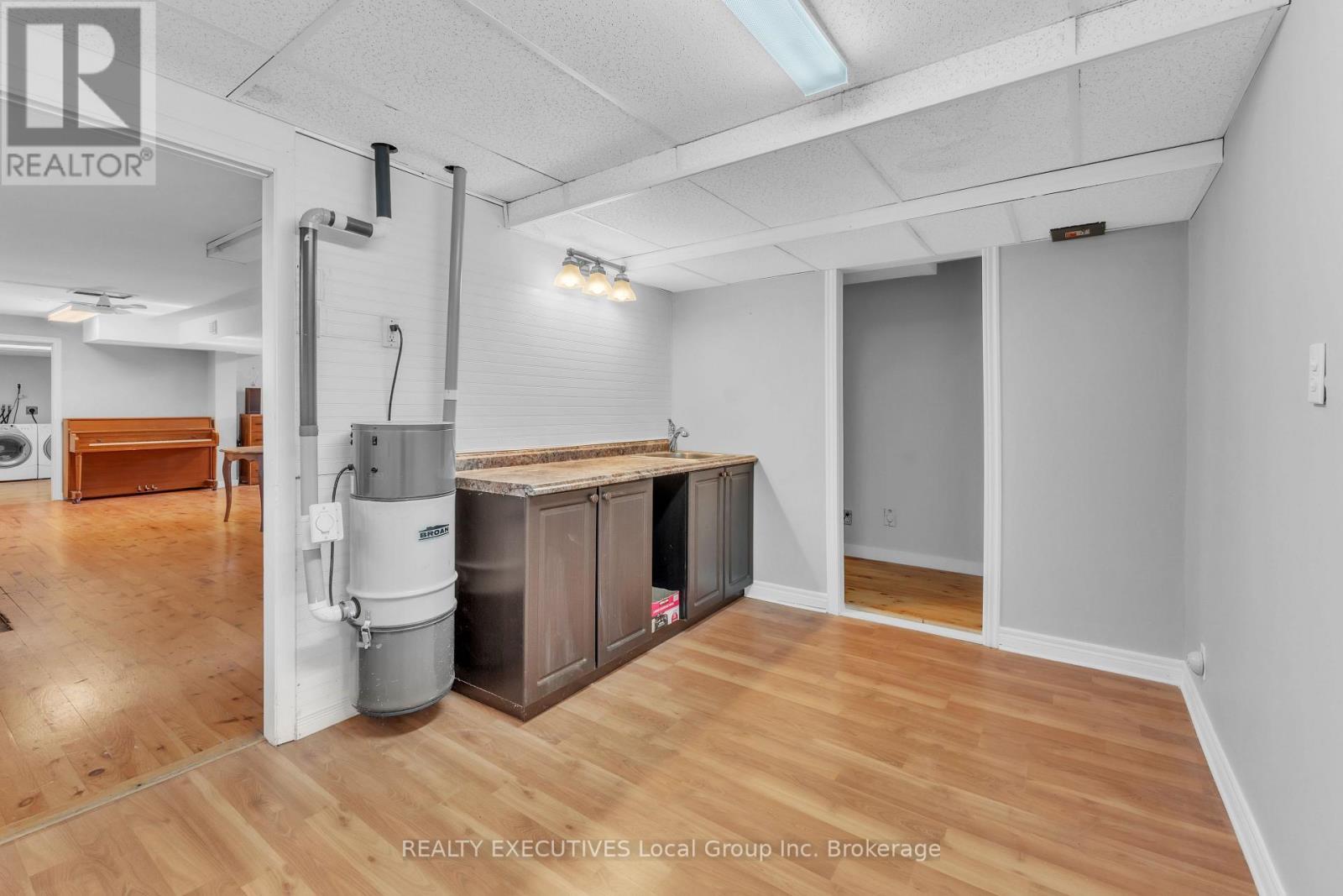 400 Bomarc Road, North Bay, Ontario  P1B 8G3 - Photo 13 - X12446361