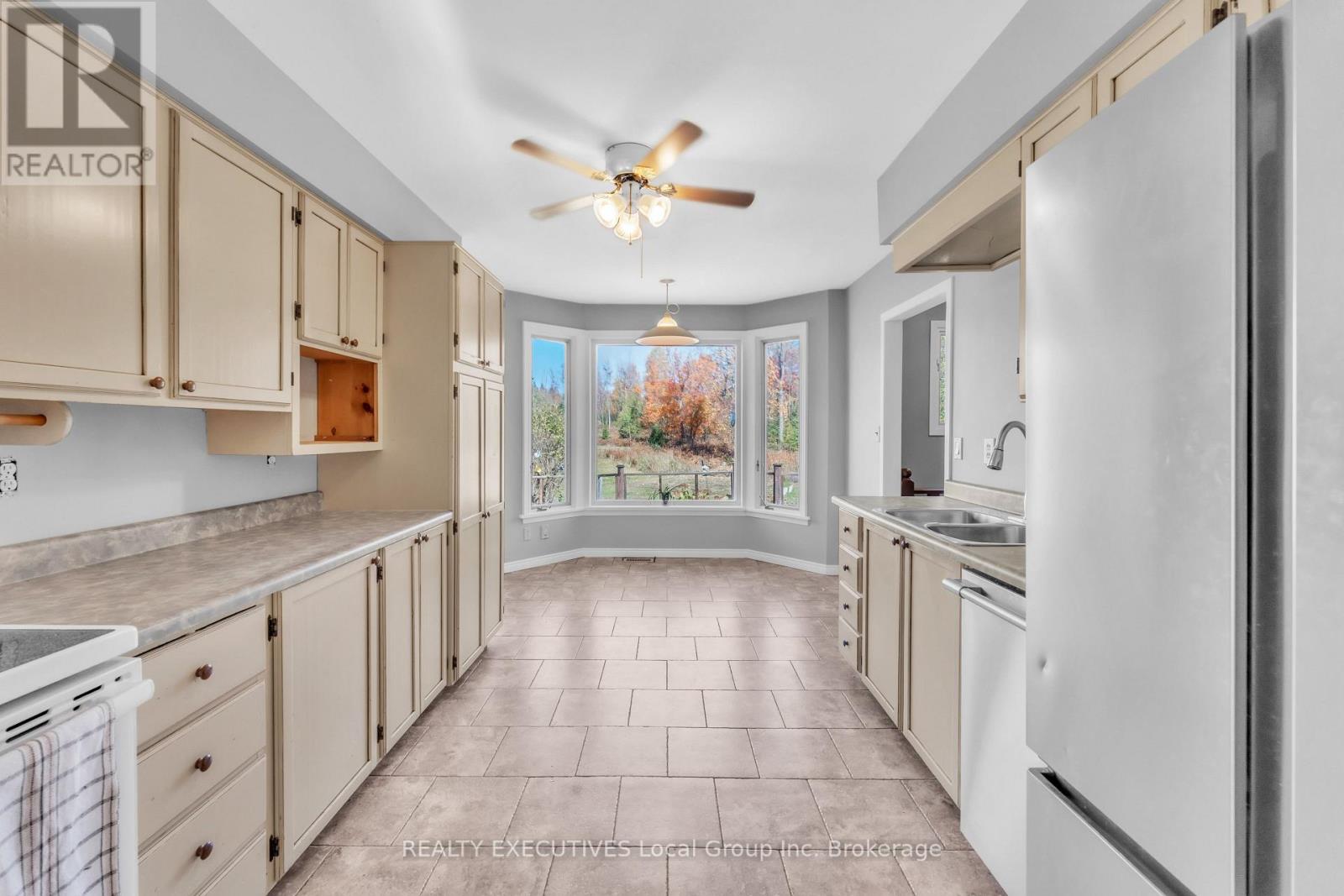 400 Bomarc Road, North Bay, Ontario  P1B 8G3 - Photo 35 - X12446361